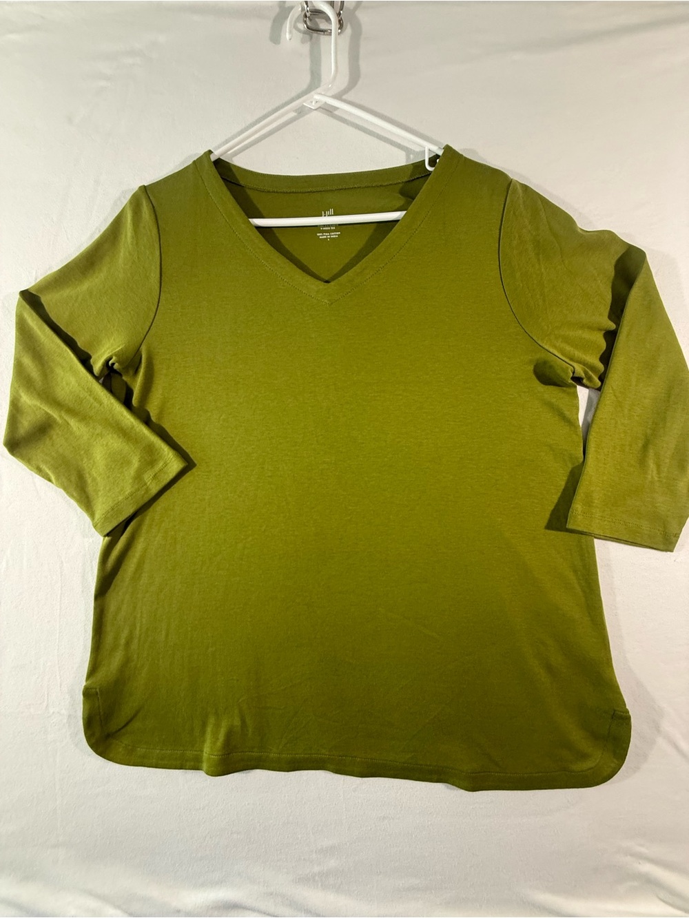 J. Jill Olive Green V‑Neck 3/4 Sleeve Top NWT